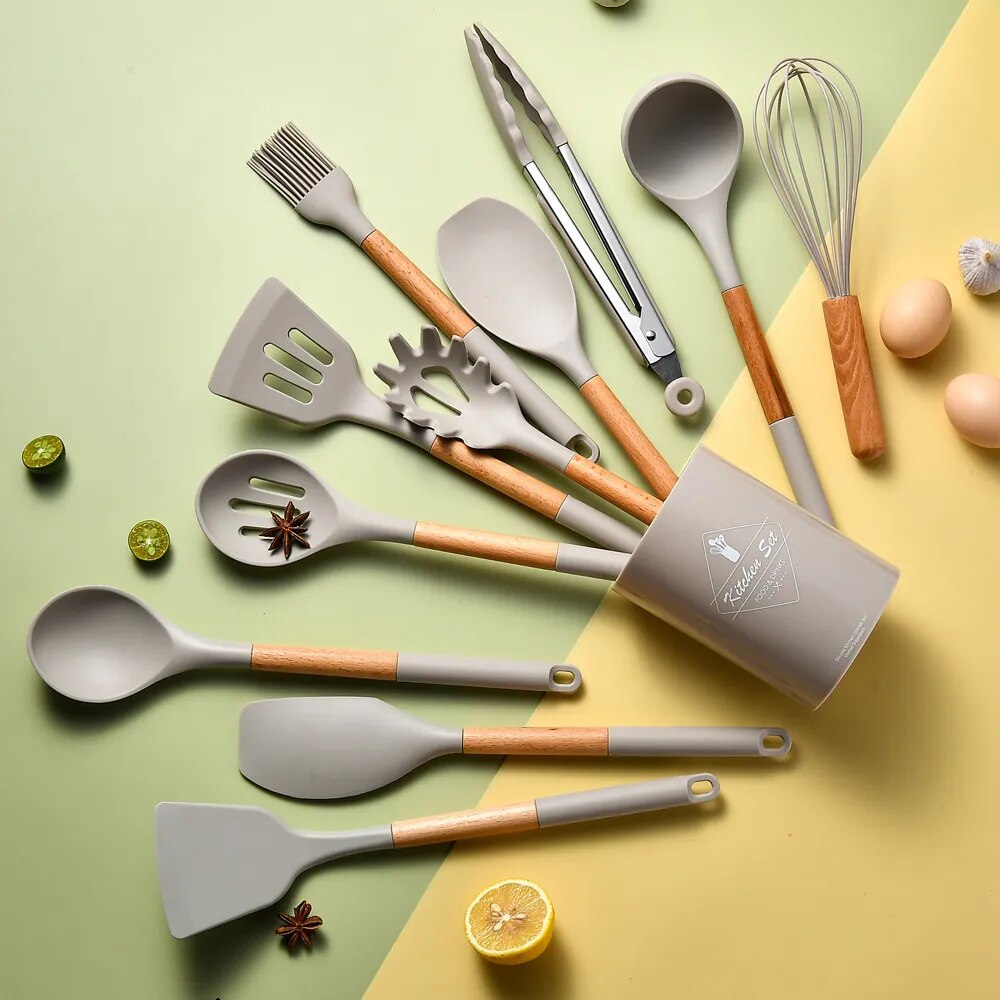Non-stick Silicone Kitchenware Wooden Handle Cooking Utensils Set   Spatula Spoon Turner Soup Ladle Whisk Cookware Kitchen Tools